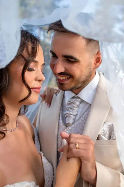 Wedding photoshoot in Aveiro by Isilda Murteira