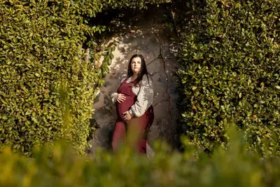 Maternity photoshoot in Cascais by Debie Barros