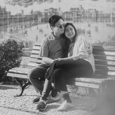 Couples photoshoot in Lisbon by Denis Erroyaux