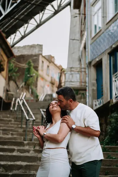 Engagement photoshoot in Porto by Pedro Moreira
