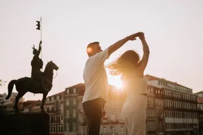 Engagement photoshoot in Porto by Pedro Moreira