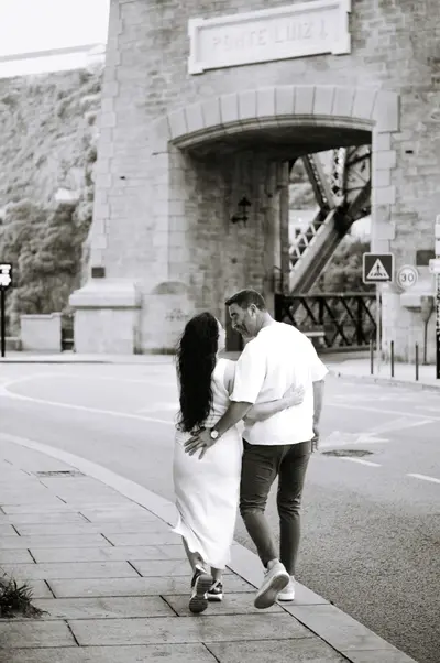 Engagement photoshoot in Porto by Pedro Moreira