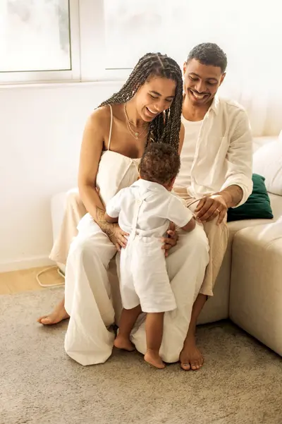 Family photoshoot in Porto by Giovana Sioli