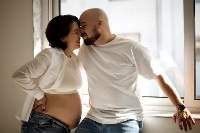 Maternity photoshoot in Porto by Giovana Sioli