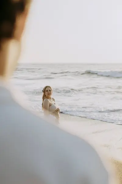 Maternity photoshoot in Porto by Giovana Sioli