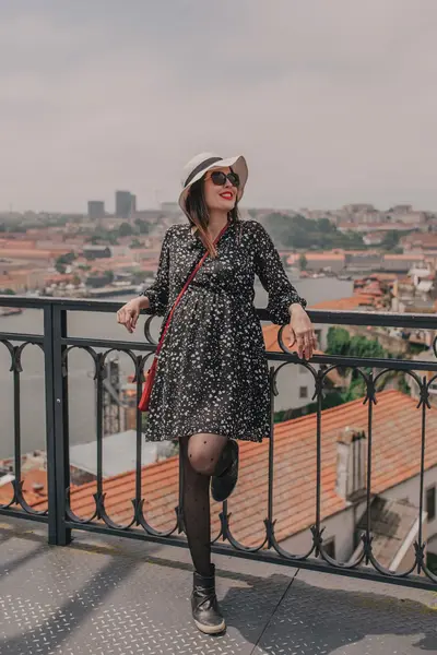 Maternity photoshoot in Porto by Chris Batista