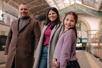 Family photoshoot in Porto by Chris Batista