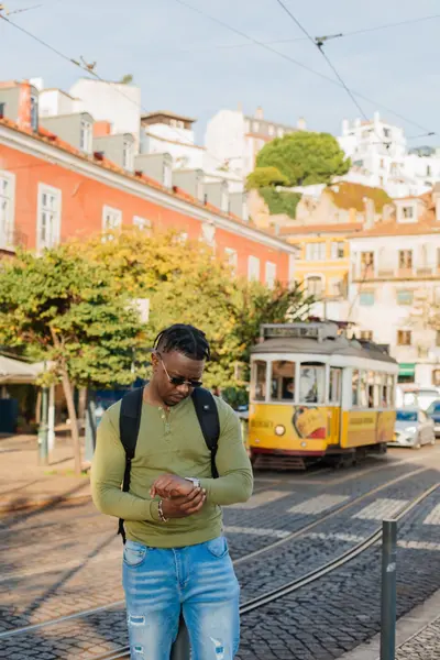 Solo Portrait photoshoot in Lisbon by Vika Emerson