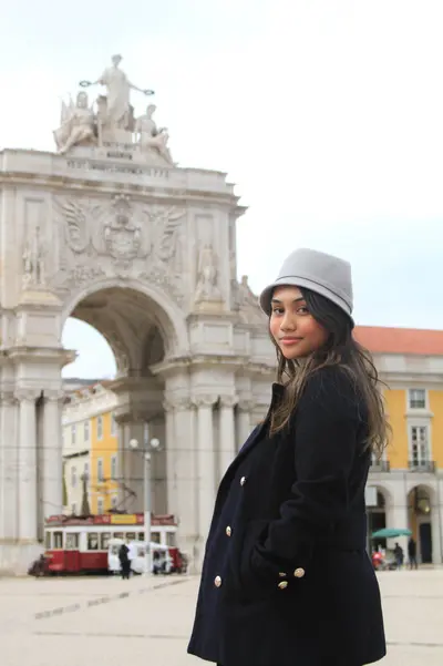 Solo Portrait photoshoot in Lisbon by Tatiana Ostrower
