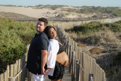 Maternity photoshoot in Cascais by Tatiana Ostrower