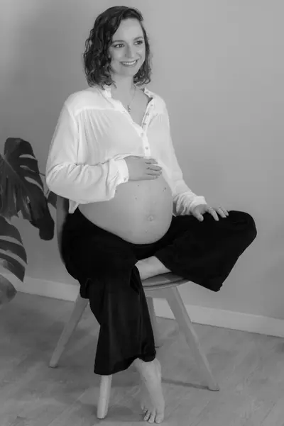 Maternity photoshoot in Sintra by Tatiana Ostrower