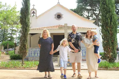 Family photoshoot in Cascais by Tatiana Ostrower