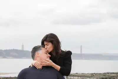 Couples photoshoot in Lisbon by Tatiana Ostrower