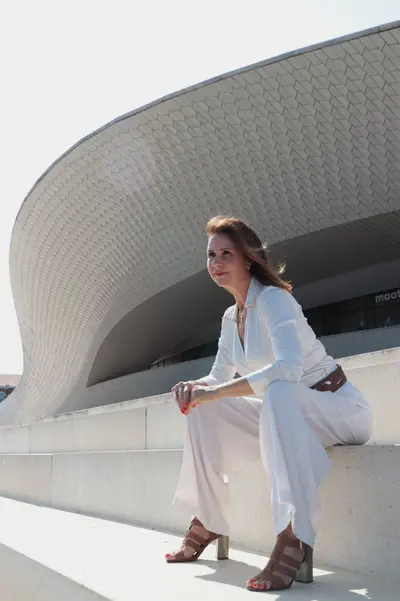 Solo Portrait photoshoot in Lisbon by Tatiana Ostrower