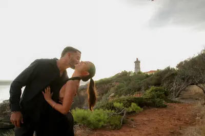 Proposal photoshoot in Cascais by Tatiana Ostrower