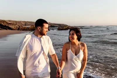 Engagement photoshoot in Cascais by Rui Veloso