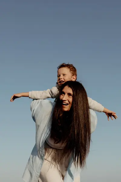 Family photoshoot by Nadiya Kharytonenko