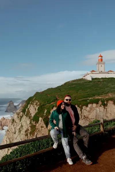 Couples photoshoot in Lisbon by Nadiya Kharytonenko