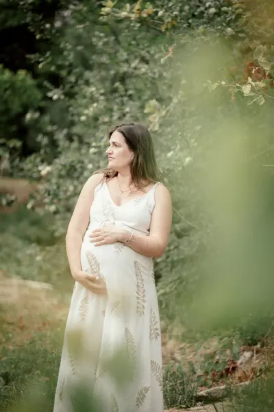 Maternity photoshoot in Sintra by Sofia Correia