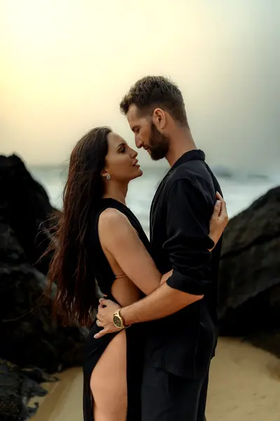 Couples photoshoot in Lisbon by Maria Malko