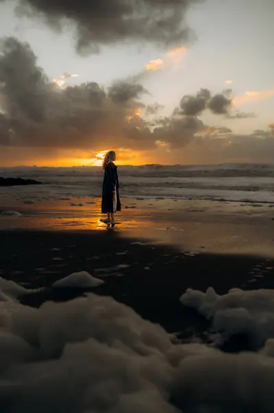 Solo Portrait photoshoot in Cascais by Maria Malko