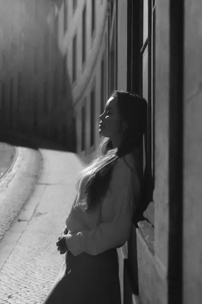 Solo Portrait photoshoot in Lisbon by Marilia Pierro