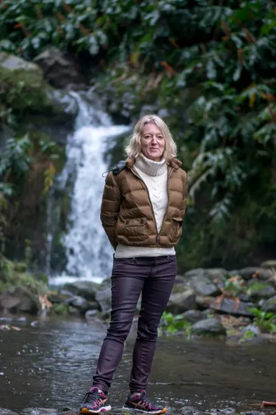 Solo Portrait photoshoot in Azores by Jose Santos
