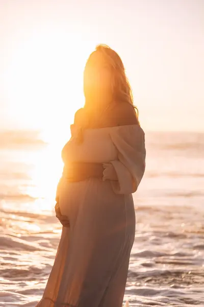 Maternity photoshoot in Sintra by Monica Rodrigues