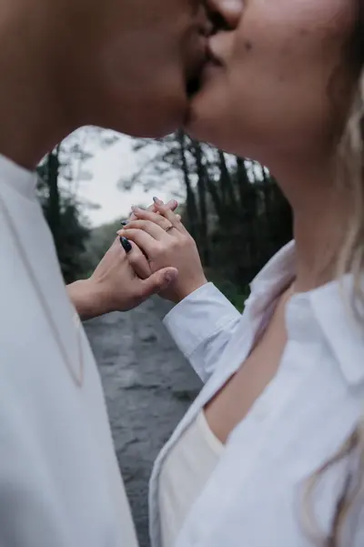 Engagement photoshoot in Lisbon by Monica Rodrigues