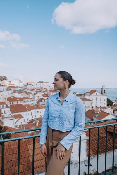 Solo Portrait photoshoot in Lisbon by Monica Rodrigues