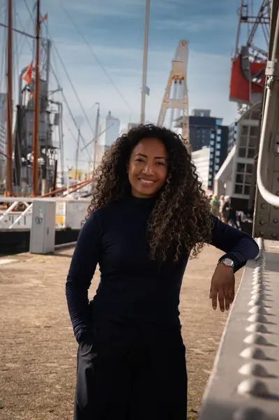 Solo Portrait photoshoot in Algarve by Cindy