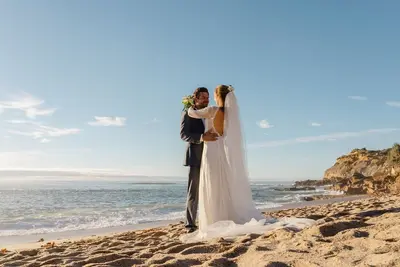 Wedding photoshoot in Ericeira by Sophie Bellmann