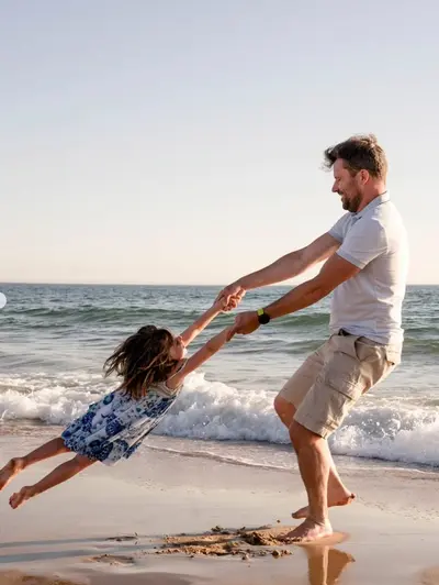Family photoshoot in Costa da Caparica by Sophie Bellmann