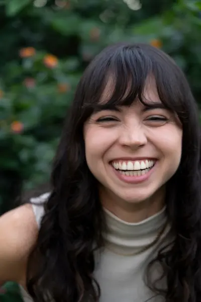 Solo Portrait photoshoot in Costa da Caparica by Sophie Bellmann