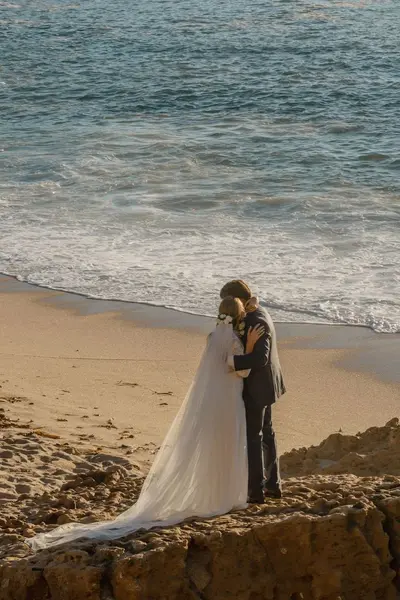 Wedding photoshoot in Ericeira by Sophie Bellmann