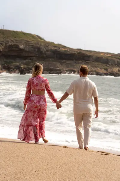Couples photoshoot in Ericeira by Sophie Bellmann