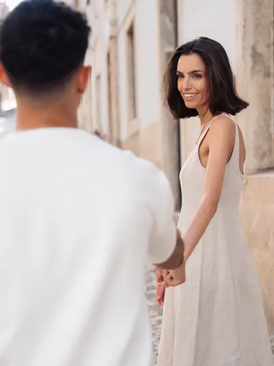 Couples photoshoot in Lisbon by Alexandru Achitei