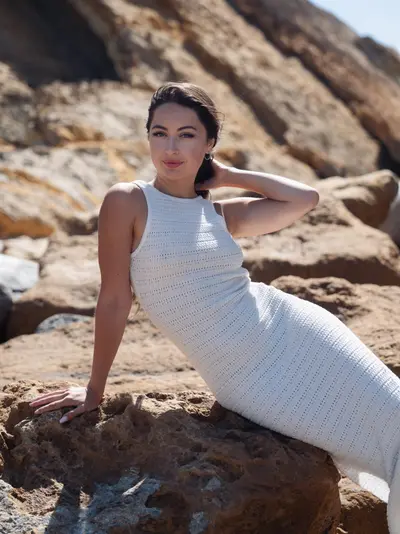 Solo Portrait photoshoot in Cascais by Alexandru Achitei