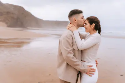 Couples photoshoot in Algarve by Isa Mestre