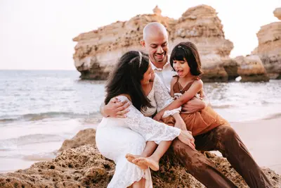 Family photoshoot in Albufeira by Isa Mestre
