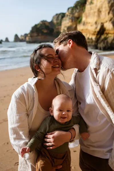 Family photoshoot in Portimao by Massimo Pardini