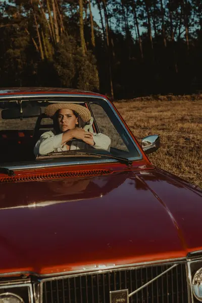 Solo Portrait photoshoot by J Grilo