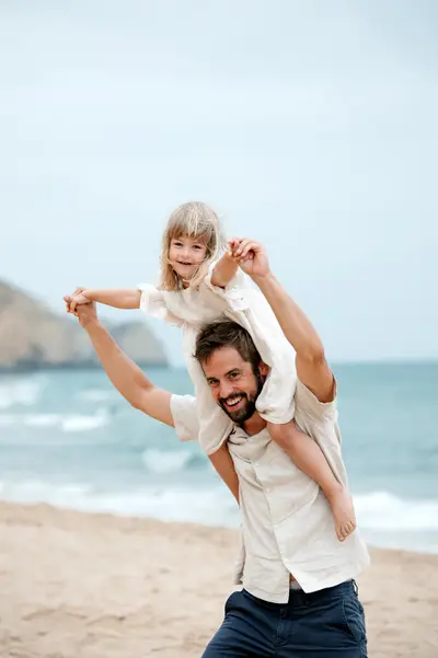 Family photoshoot in Algarve by Jonathan Rens