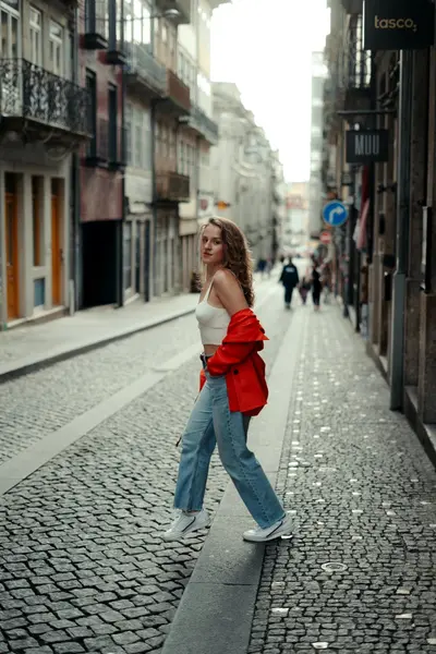 Solo Portrait photoshoot in Porto by Elena Khrupina