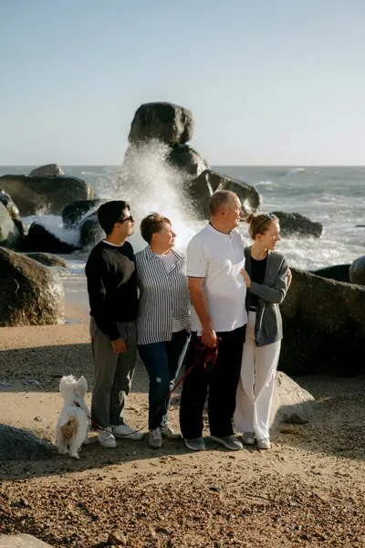 Family photoshoot in Porto by Elena Khrupina