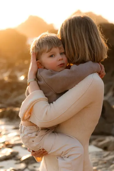 Family photoshoot in Porto by Elena Khrupina