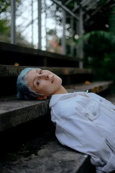 Solo Portrait photoshoot in Porto by Elena Khrupina