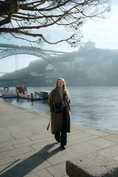 Solo Portrait photoshoot in Porto by Elena Khrupina