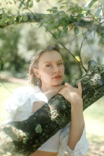 Solo Portrait photoshoot in Porto by Elena Khrupina