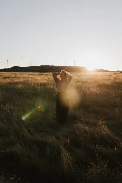 Solo Portrait photoshoot in Douro Valley by Jennifer Duarte